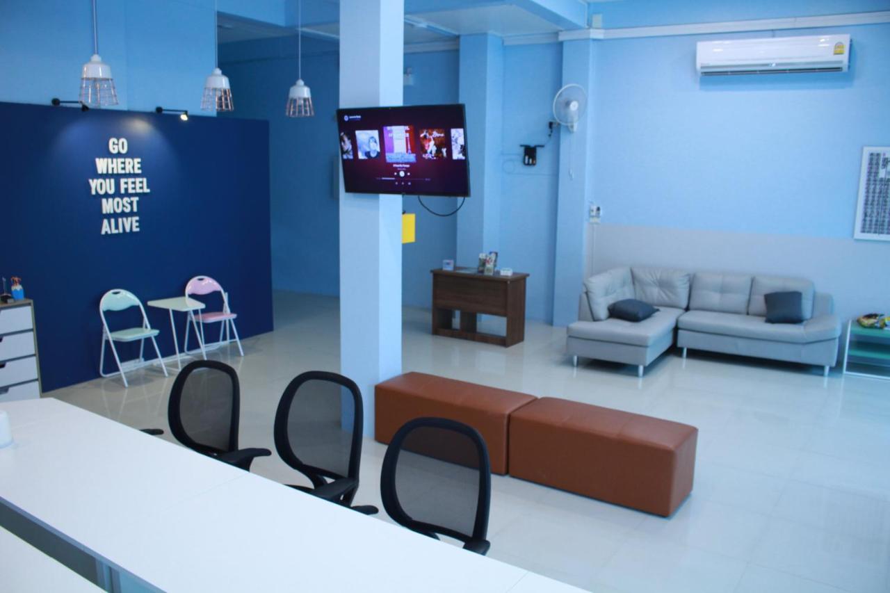 Sook Hostel (Adults Only) شيانغ ماي المظهر الخارجي الصورة