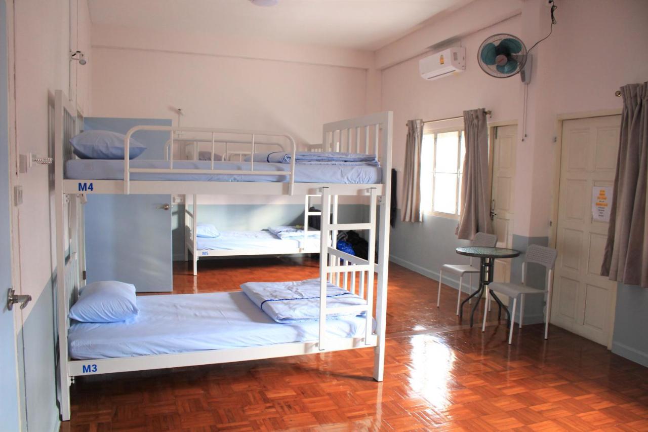 Sook Hostel (Adults Only) شيانغ ماي المظهر الخارجي الصورة
