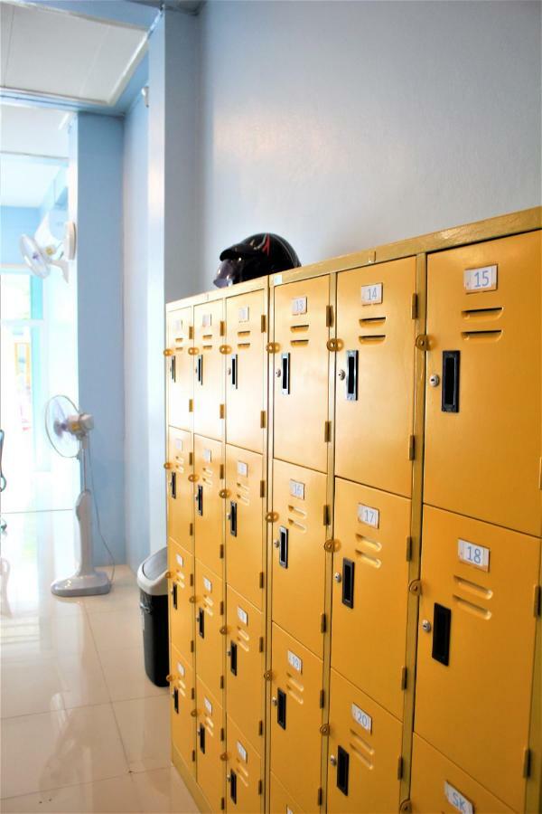 Sook Hostel (Adults Only) شيانغ ماي المظهر الخارجي الصورة